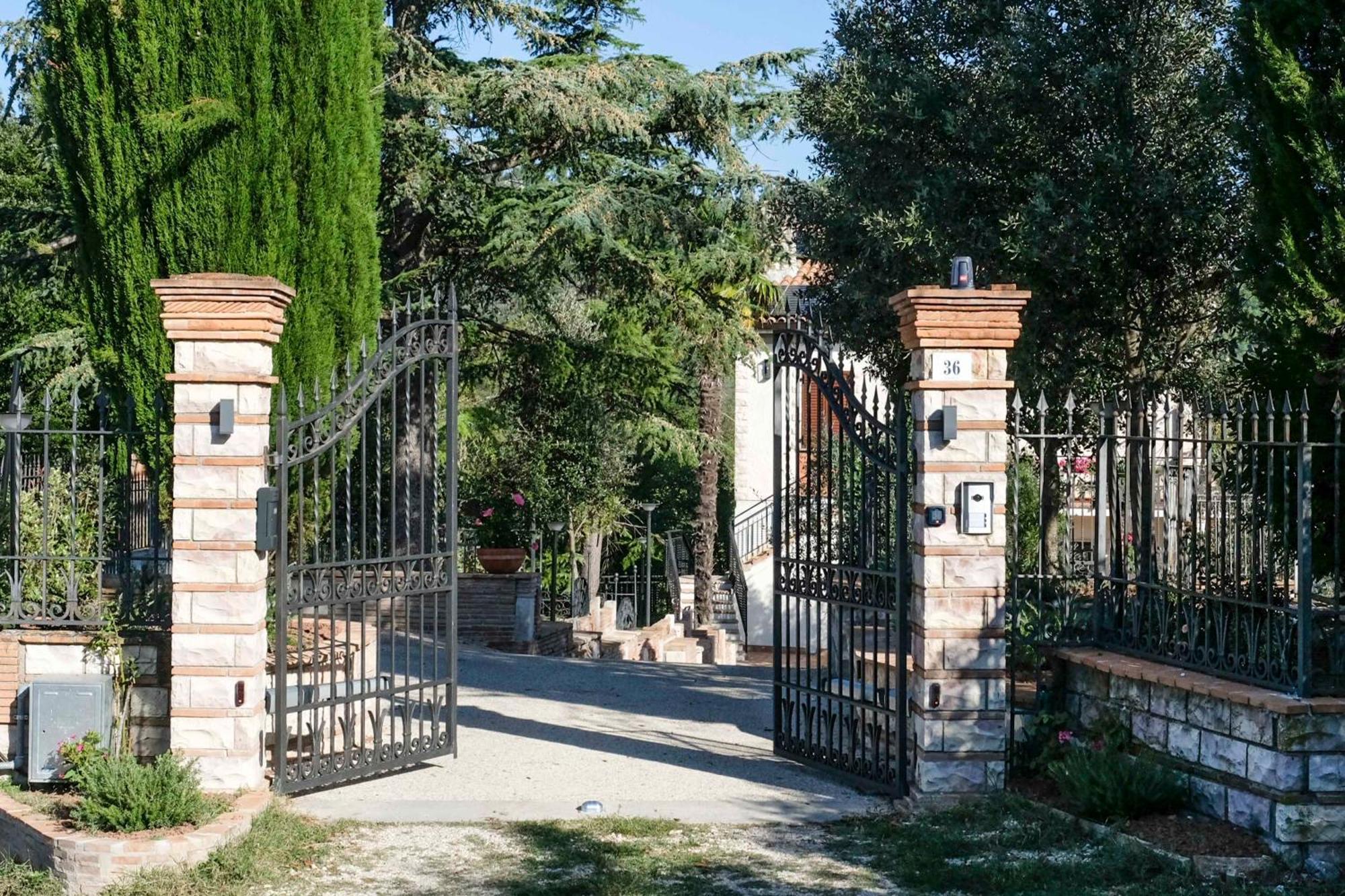 Il Colle Di Torre Orsina Apartment Exterior foto