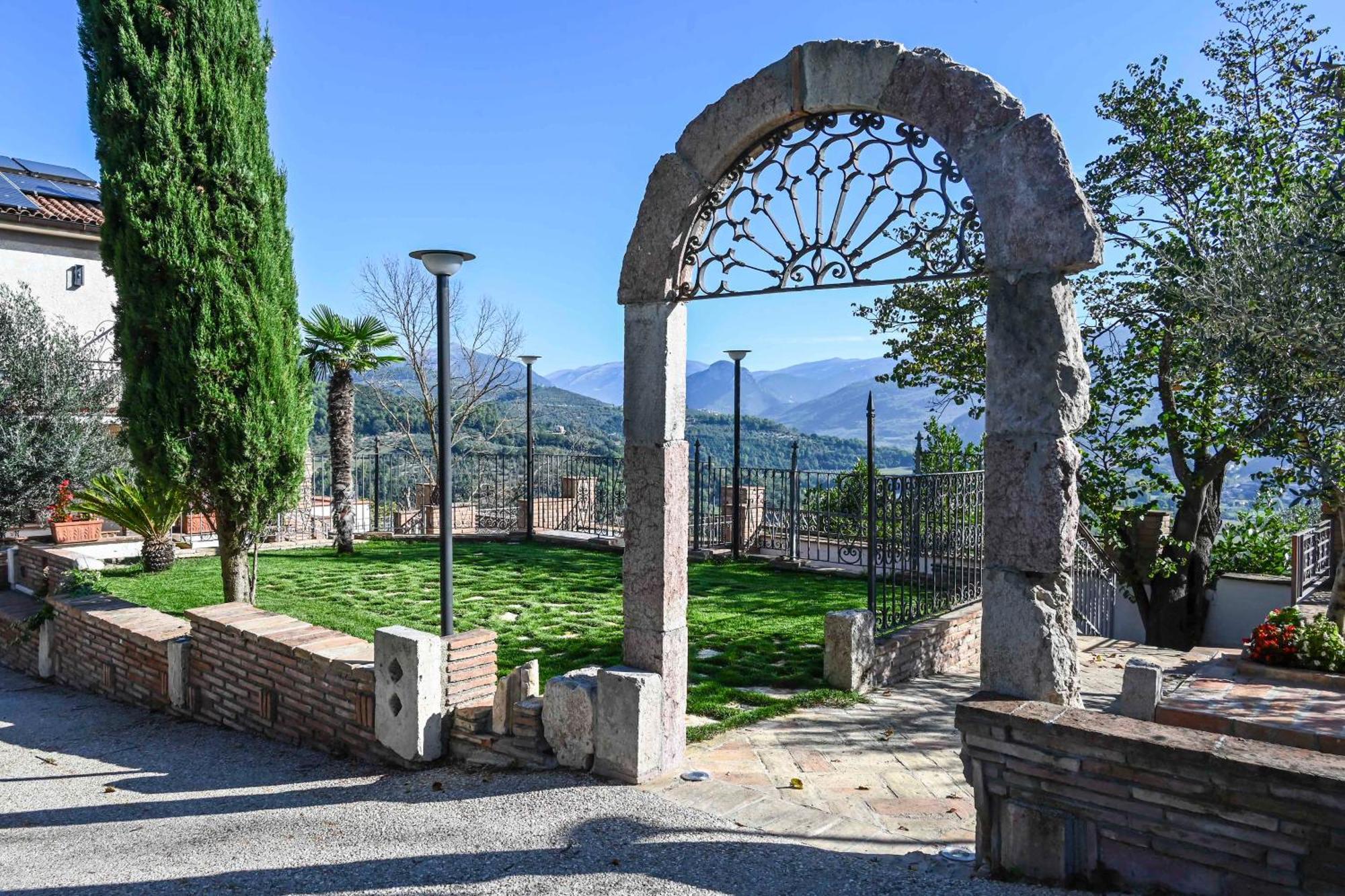 Il Colle Di Torre Orsina Apartment Exterior foto